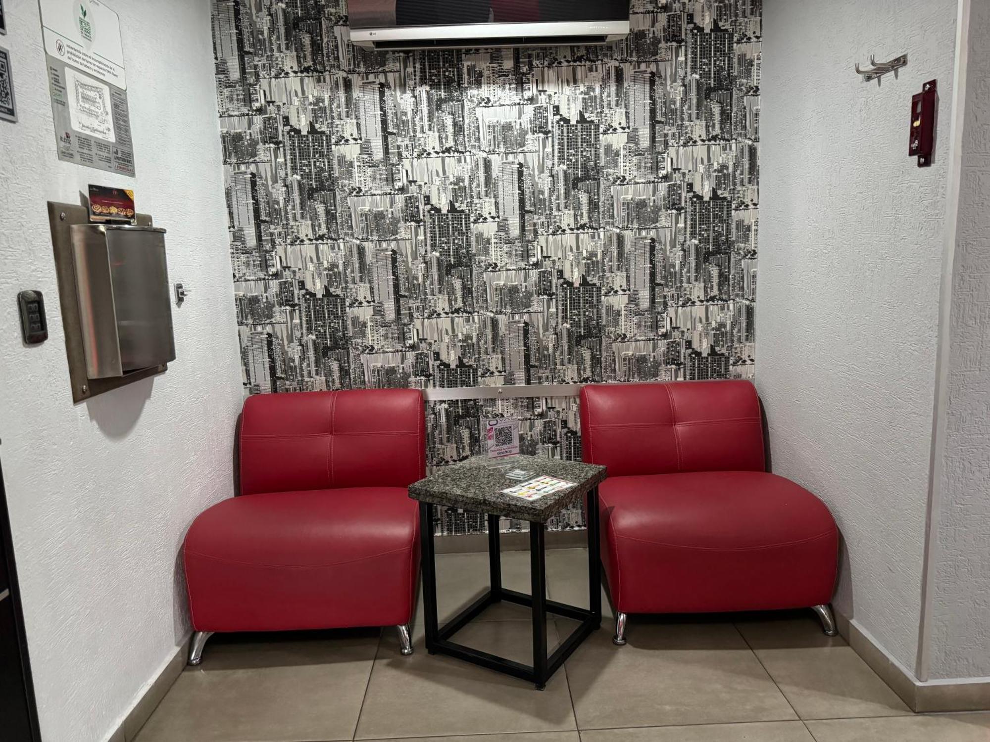 Kuboz Motor Hotel Запопан Екстериор снимка
