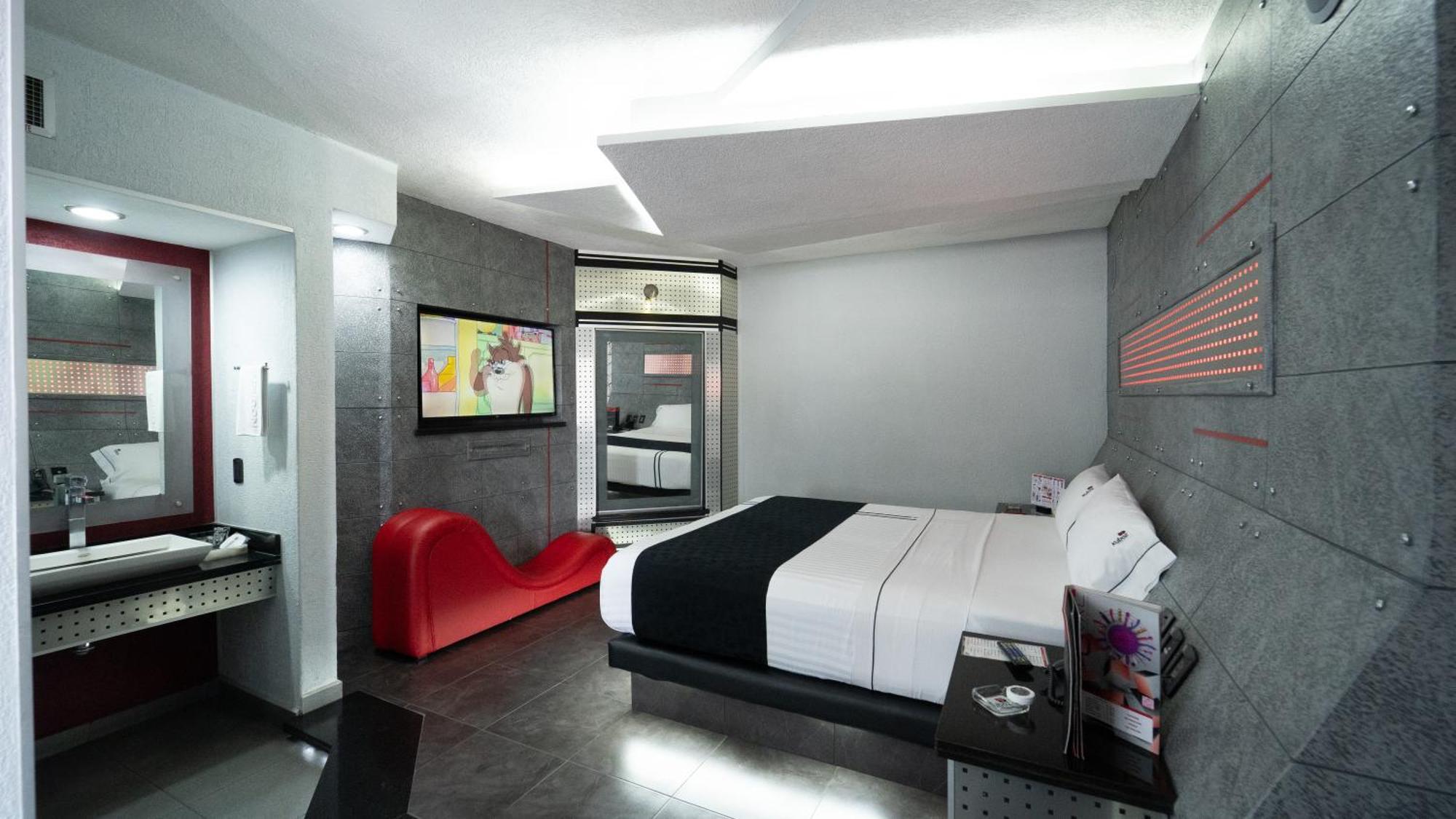 Kuboz Motor Hotel Запопан Екстериор снимка